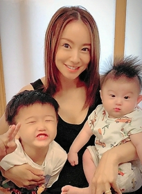 鈴木亜美に子供は3人！40歳で長女を出産！一重で似ていないのはなぜ？